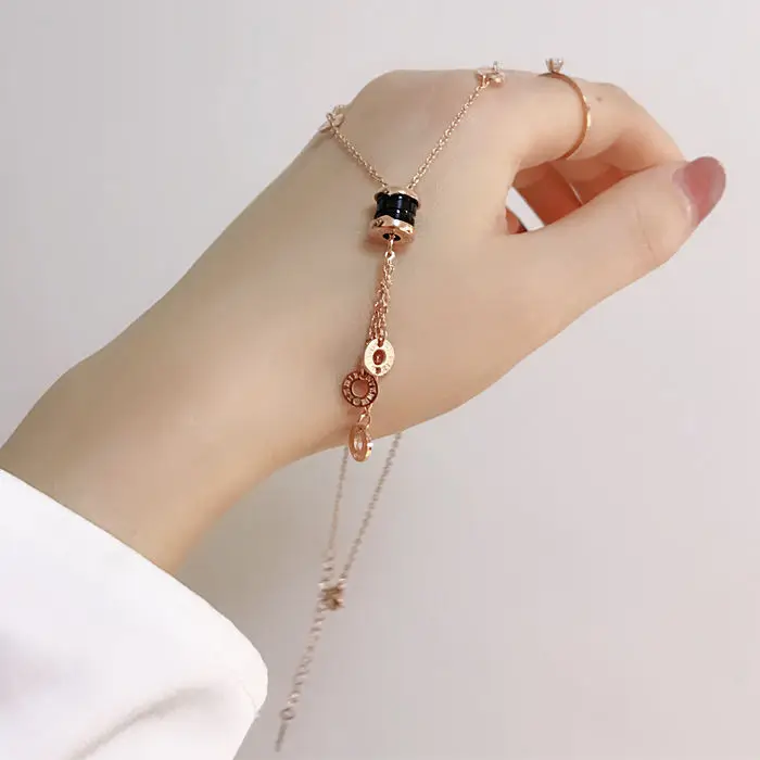 2021 Sailing Jewelry Rose Gold Titanium Steel Chain Real Ceramic Necklace Female Ceramic Pendant Tassel Necklace
2021 Sailing Jewelry Rose Gold Titanium Steel Chain Real Ceramic Necklace Female Ceramic Pendant Tassel Necklace