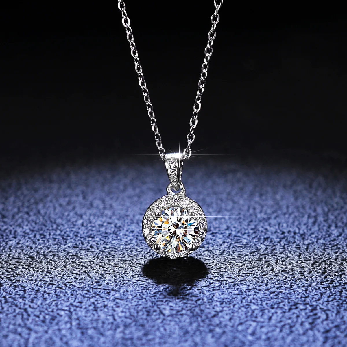 Silver 925 Original Round Brilliant Cut Diamond Test Past 1 Carat D Color Moissanite Pendant Necklace Gemstone Party Jewelry
Silver 925 Original Round Brilliant Cut Diamond Test Past 1 Carat D Color Moissanite Pendant Necklace Gemstone Party Jewelry