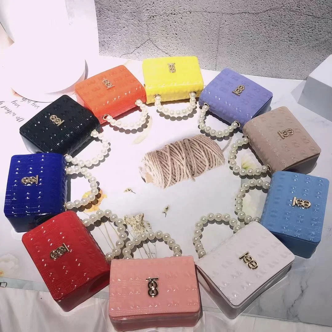 2021 Spring Summer Trendy Designer Girls Mini Handbags Pearl Famous Brands Crossbody Small Handbags Purses Bag, 10 color options
2021 Spring Summer Trendy Designer Girls Mini Handbags Pearl Famous Brands Crossbody Small Handbags Purses Bag, 10 color options