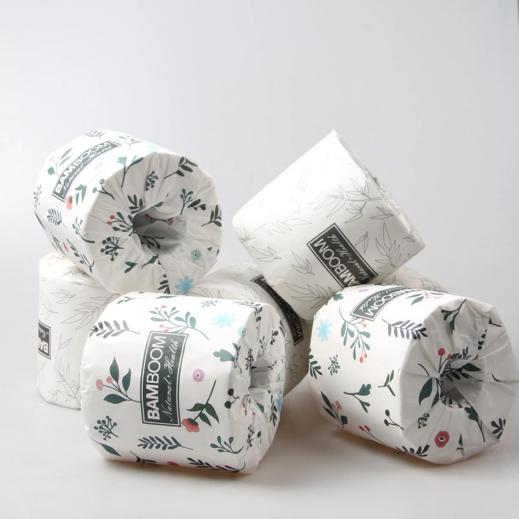 3 ply layer soft white eco friendly toilet tissue paper rolls with copy paper packing
3 ply layer soft white eco friendly toilet tissue paper rolls with copy paper packing