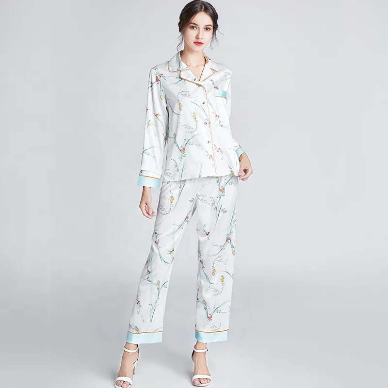 New arrival womens Pajamas Set summer FLOWER Satin Pajamas Button-Down Silk long sleeve Pajama Sleepwear
New arrival womens Pajamas Set summer FLOWER Satin Pajamas Button-Down Silk long sleeve Pajama Sleepwear