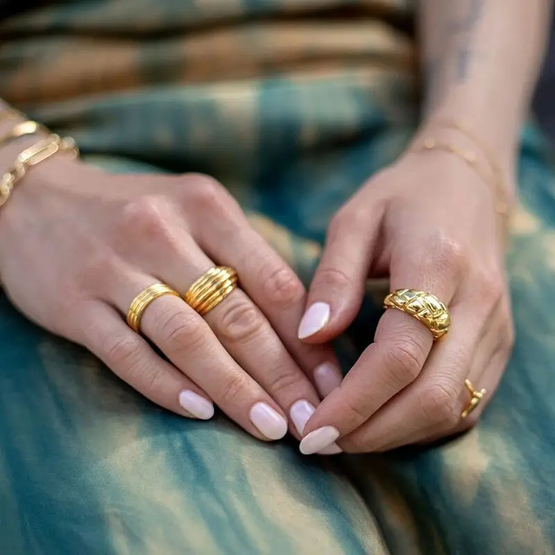 2020 New Arrival Fashion Jewelry Dainty Brass Gold Plated Textured Chunky Rings for Women
2020 New Arrival Fashion Jewelry Dainty Brass Gold Plated Textured Chunky Rings for Women