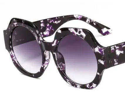 Fashion Round Women Sunglasses Brand Designer Transparent Thick Frame Gradient Sun Glasses Woman Luxury LeopardEyewear UV400
Fashion Round Women Sunglasses Brand Designer Transparent Thick Frame Gradient Sun Glasses Woman Luxury LeopardEyewear UV400