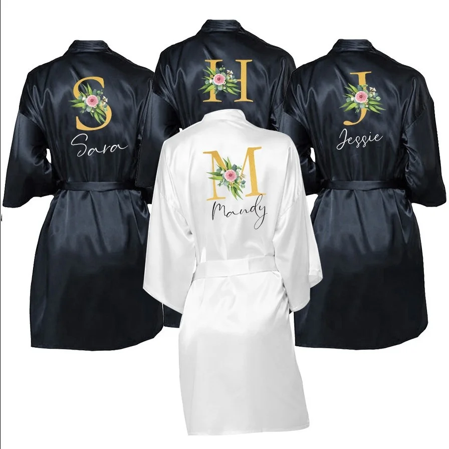 Wedding Dressing Gown Personalised Names Bride Robes Bridesmaid Satin Custom Robes for Gifts Sleepingwear
Wedding Dressing Gown Personalised Names Bride Robes Bridesmaid Satin Custom Robes for Gifts Sleepingwear