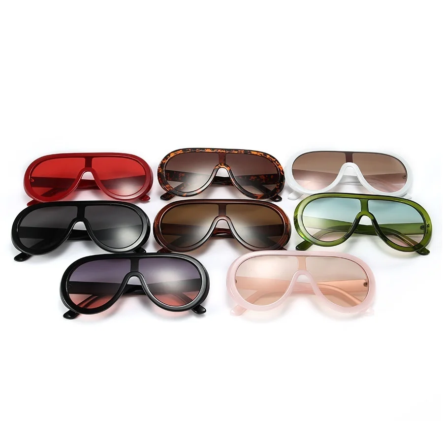 Retro Vintage Stylish Big Frame Oval Round UV400 Sunglasses One Piece Sunglasses for Women 2021 lentes de sol
Retro Vintage Stylish Big Frame Oval Round UV400 Sunglasses One Piece Sunglasses for Women 2021 lentes de sol