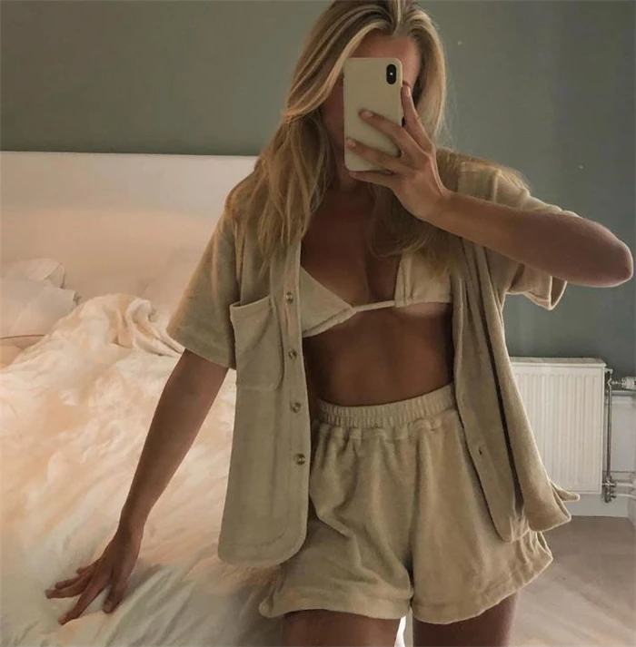 2021 Loungewear 2 Piece Set Women Sleepwear Clothing Summer Women 2 Piece Shorts Set, 5 colors
2021 Loungewear 2 Piece Set Women Sleepwear Clothing Summer Women 2 Piece Shorts Set, 5 colors