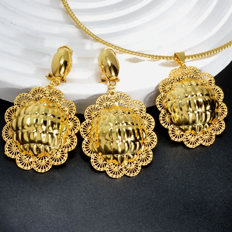 Dubai luxury nigerian 18k gold plated copper wedding jewelry set jewellery for women
Dubai luxury nigerian 18k gold plated copper wedding jewelry set jewellery for women