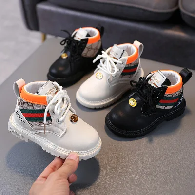 Children's Martin shoes boys autumn new leather short boots 1-5 years old girls fashion all-match boots non-slip tide, Picture
Children's Martin shoes boys autumn new leather short boots 1-5 years old girls fashion all-match boots non-slip tide, Picture