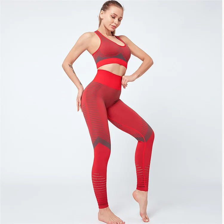 2021 Wholesale ladies stretchy running hollow out yoga sets seamless women sports suit splices color two piece yoga set
2021 Wholesale ladies stretchy running hollow out yoga sets seamless women sports suit splices color two piece yoga set