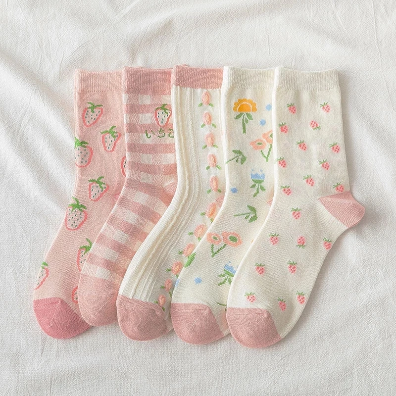 Japanese Harajuku Style Kawaii Woman Socks Cotton with Strawberry and Flower Funny and Pink Socks Women, Black,white
Japanese Harajuku Style Kawaii Woman Socks Cotton with Strawberry and Flower Funny and Pink Socks Women, Black,white