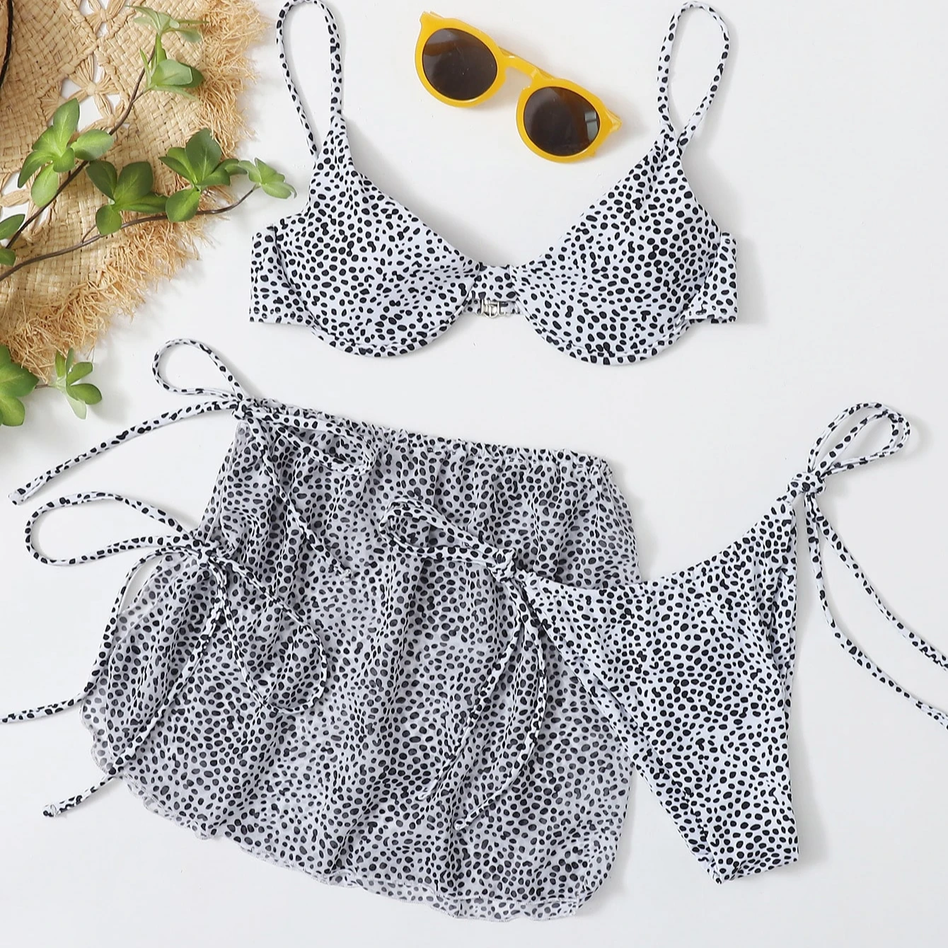 Tropical floral print sexy bikini swimsuit, Picture
Tropical floral print sexy bikini swimsuit, Picture