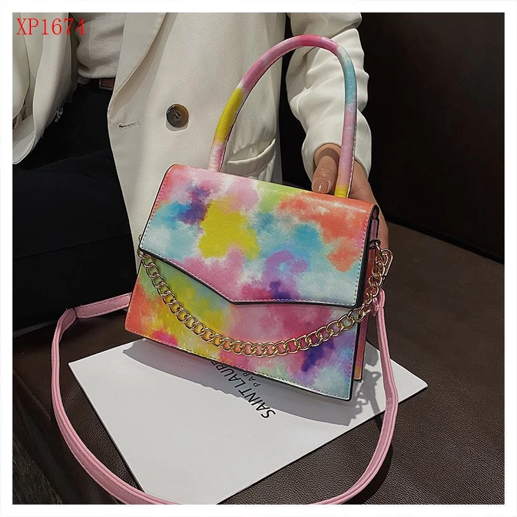 XP1674 2021 Custom Ladies Chain Crossbody Bag leather bag matt luxury handbags women handbag latest purse women hand bags
XP1674 2021 Custom Ladies Chain Crossbody Bag leather bag matt luxury handbags women handbag latest purse women hand bags