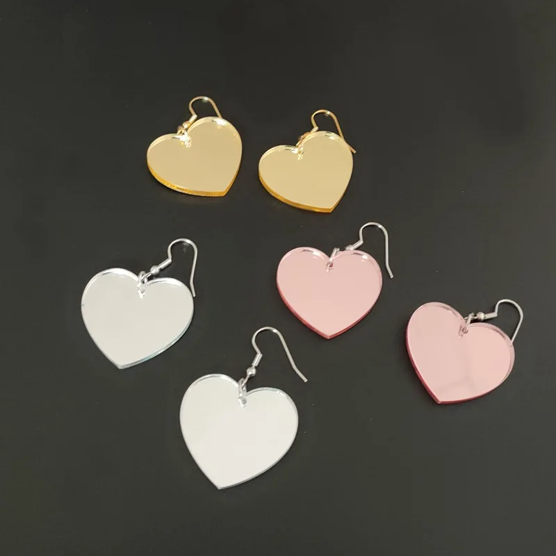 Western hot selling factory price sweet girl dating heart jewelry mirror love acrylic earrings
Western hot selling factory price sweet girl dating heart jewelry mirror love acrylic earrings