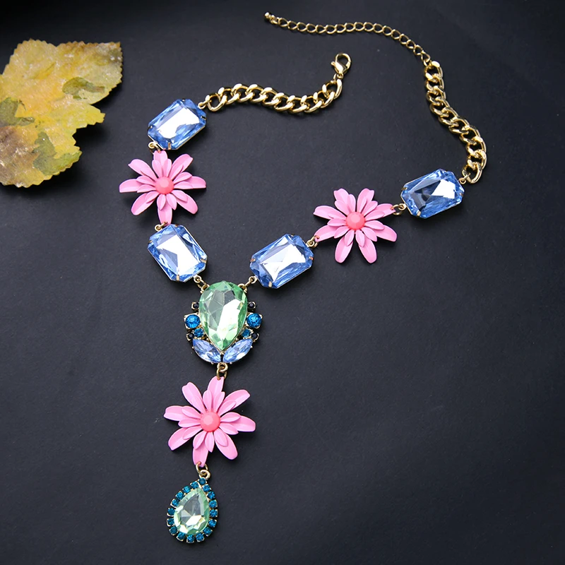 xl00544 High Quality Gemstone Crystal Resin Drop Pink Hawaii Flower Bib 24K Gold Plated Necklaces Statement Jewelry Women
xl00544 High Quality Gemstone Crystal Resin Drop Pink Hawaii Flower Bib 24K Gold Plated Necklaces Statement Jewelry Women