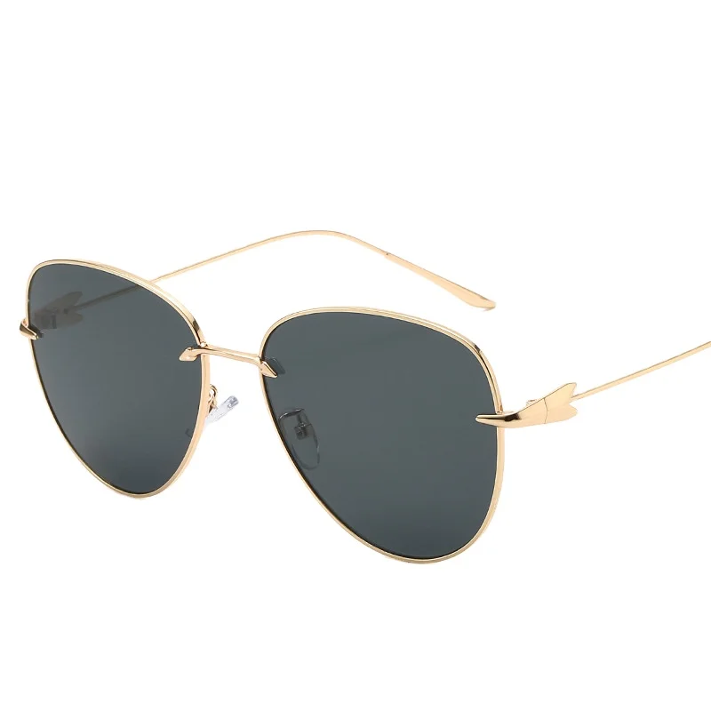 Western Designs New Arrivals European and American Style Womens Sunglasses Trendy Wholesale Fashion Sunglasses, 5 colors
Western Designs New Arrivals European and American Style Womens Sunglasses Trendy Wholesale Fashion Sunglasses, 5 colors