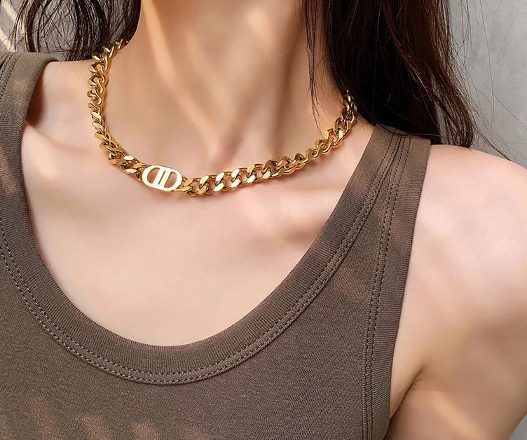 Fashionable All-Match Hip-Hop Pig Nose Chain Letter Dd 18k Gold Plated Stainless Steel Necklace 
Fashionable All-Match Hip-Hop Pig Nose Chain Letter Dd 18k Gold Plated Stainless Steel Necklace