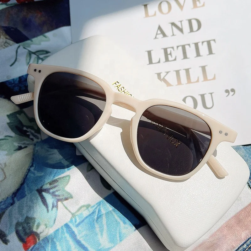 MOCOO retro women sun glasses sunglasses 2021 fashion round small sunglasses vintage mirror sunglasses with rivet, Picture shows
MOCOO retro women sun glasses sunglasses 2021 fashion round small sunglasses vintage mirror sunglasses with rivet, Picture shows