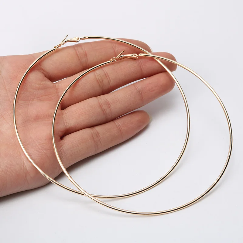 Jachon Women Wholesale 18k Gold Plated 30 to 100MM Big Circle Hoop Earrings Smooth Large Hoop Earrings
Jachon Women Wholesale 18k Gold Plated 30 to 100MM Big Circle Hoop Earrings Smooth Large Hoop Earrings