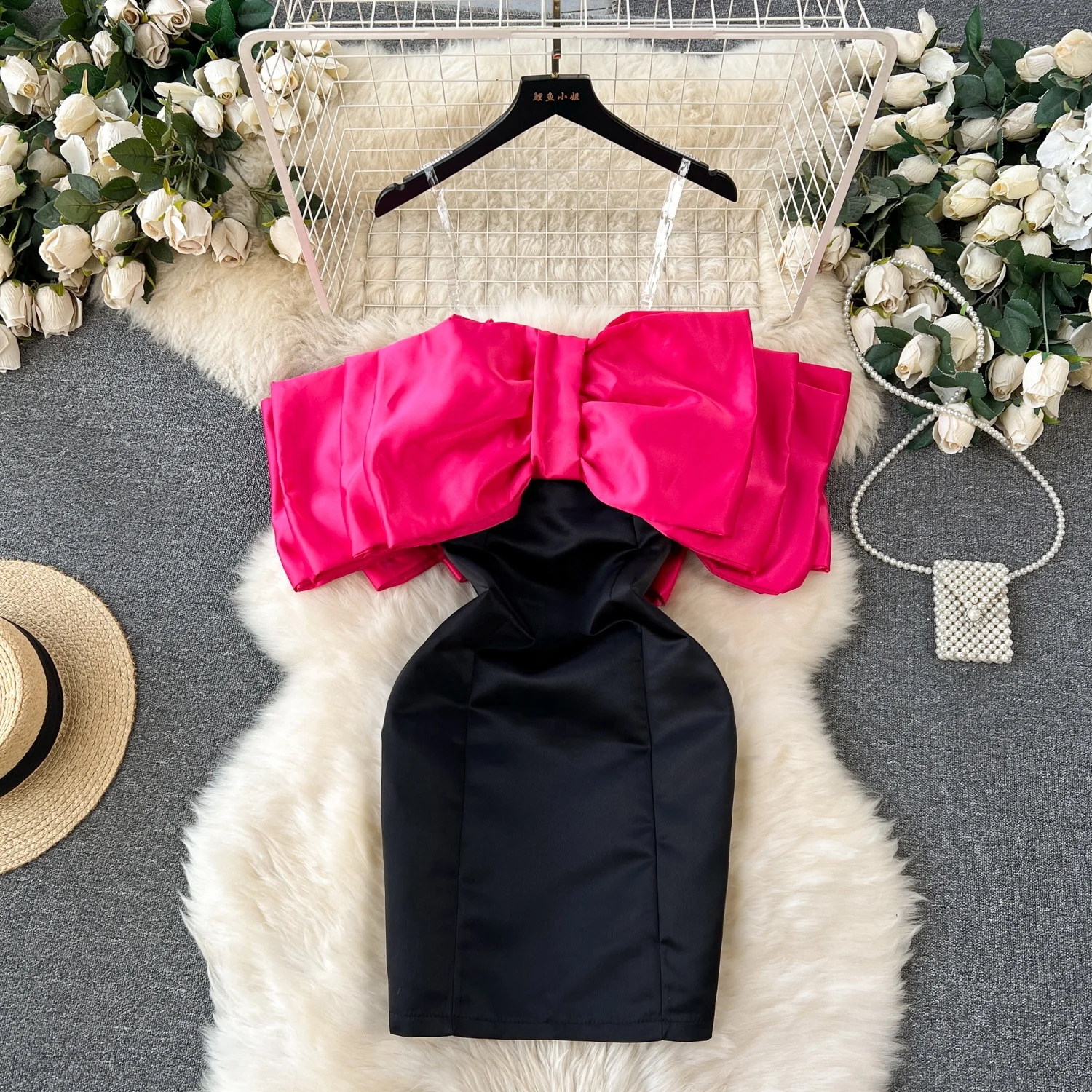 Women Rose Red Bow Splicing Tank Sleeveless Sleeveless Pencil Dress 2024 Summer Sexy Party Prom Club Bodycon Midi Dresses
Women Rose Red Bow Splicing Tank Sleeveless Sleeveless Pencil Dress 2024 Summer Sexy Party Prom Club Bodycon Midi Dresses