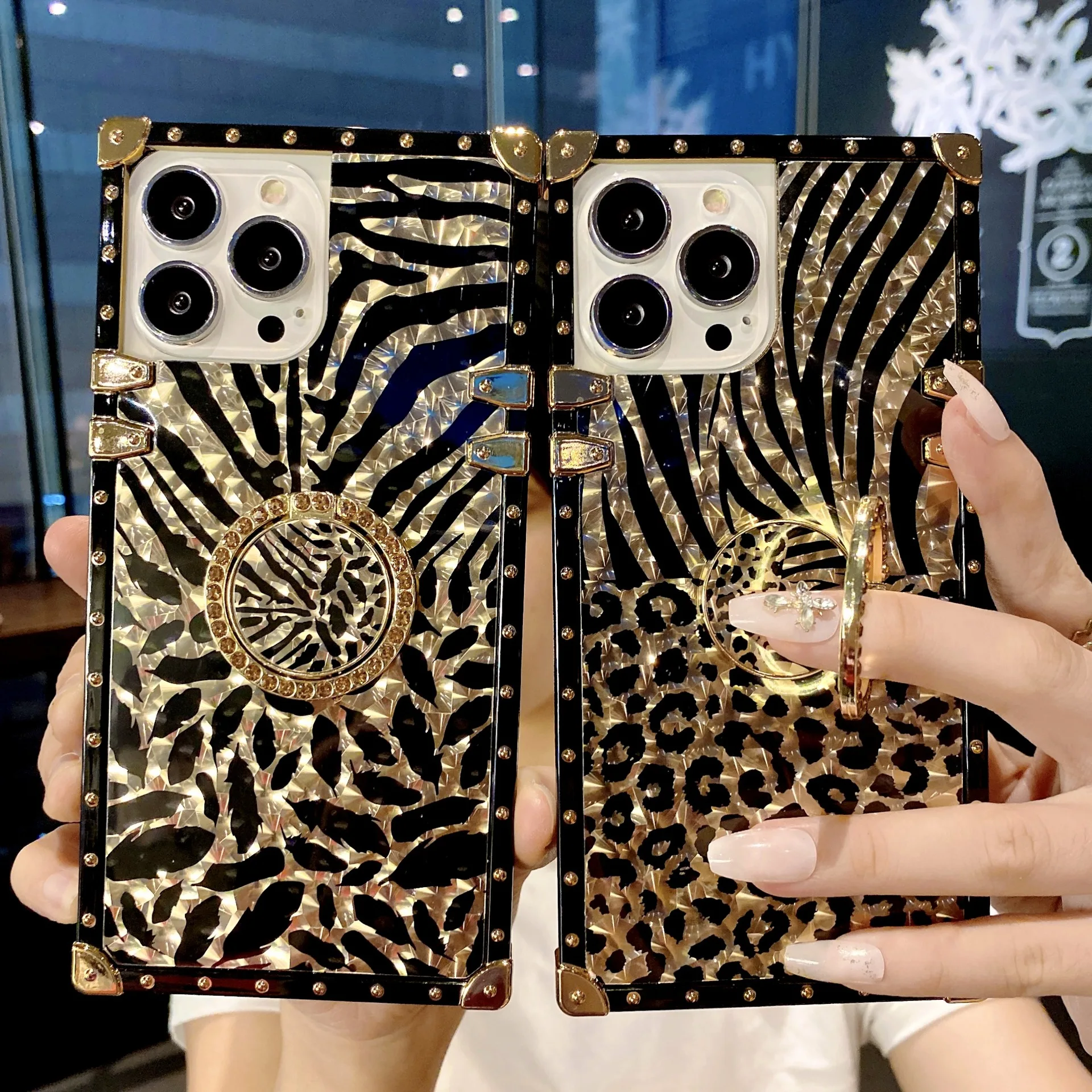 High quality Luxury square phone case with ring stand option leopard printing fashion cellphone back cover for iPhone
High quality Luxury square phone case with ring stand option leopard printing fashion cellphone back cover for iPhone