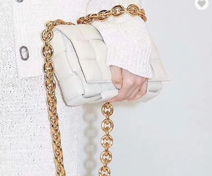 decoration chain strap designer handbags square plaid bread fashion leather cross body women bags in china, Customized color
decoration chain strap designer handbags square plaid bread fashion leather cross body women bags in china, Customized color