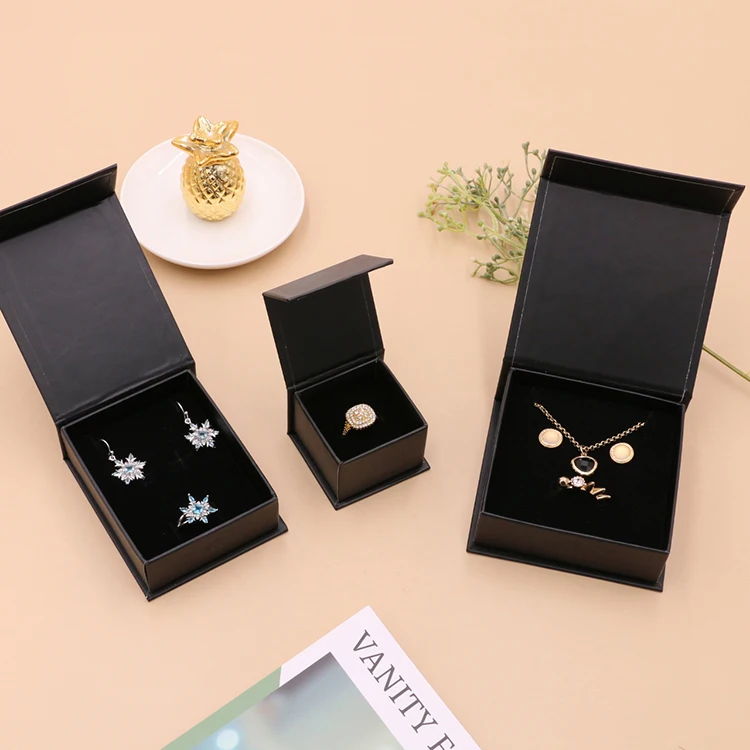 Wholesale Personalized Logo Cardboard Paper Set Boxes Ring Necklace Pendant Gift Custom Magnetic Jewelry Packaging Box
Wholesale Personalized Logo Cardboard Paper Set Boxes Ring Necklace Pendant Gift Custom Magnetic Jewelry Packaging Box