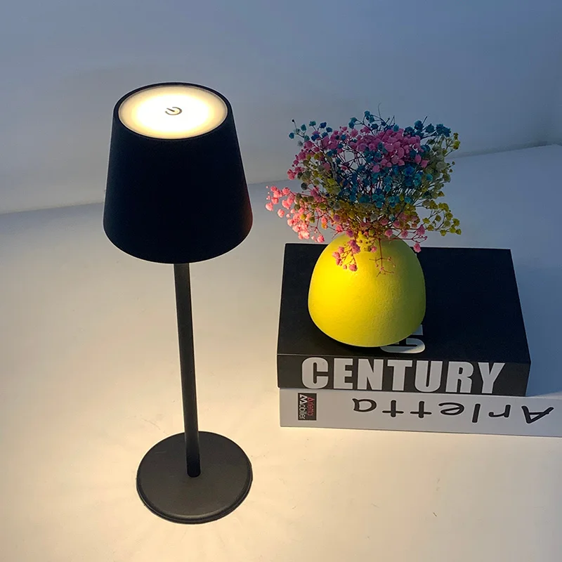 Led home decor lampe de table hotel restaurant rechargeable wireless table lamp with usb
Led home decor lampe de table hotel restaurant rechargeable wireless table lamp with usb