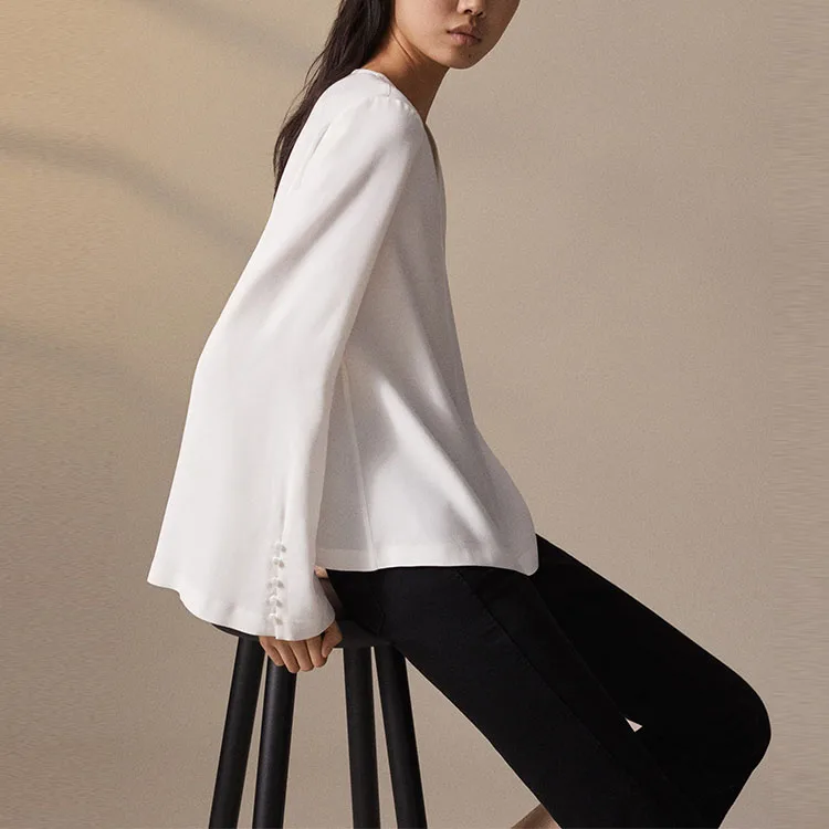 Ladies Heavy Chiffon Top Blouse Of New Fashion Loose T-shirt 
Ladies Heavy Chiffon Top Blouse Of New Fashion Loose T-shirt