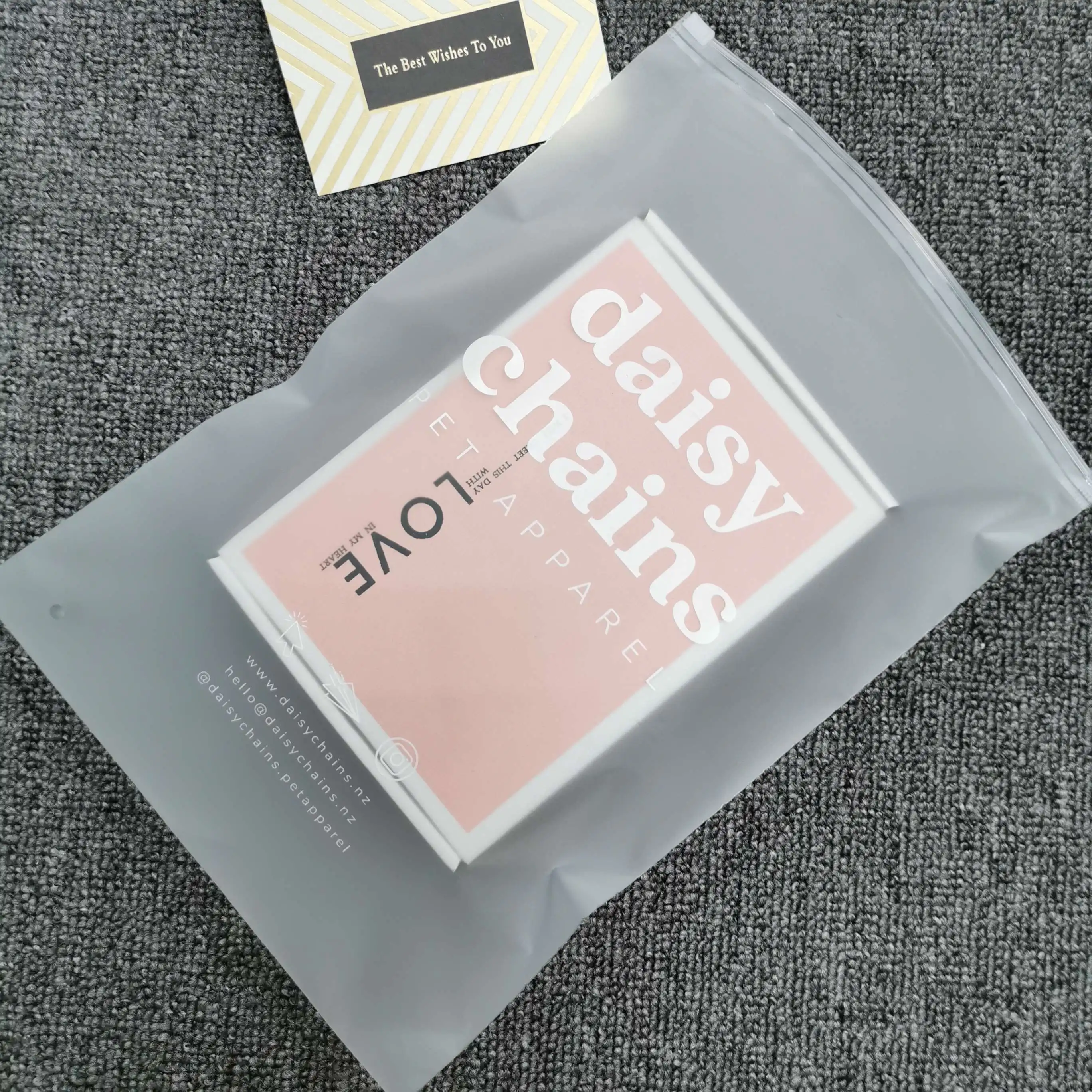 Wholesale packaging zipper PVC Storage and stationery and cosmetic packaging customised packaging bags
Wholesale packaging zipper PVC Storage and stationery and cosmetic packaging customised packaging bags