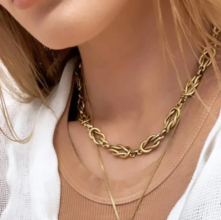 2021 New Design metal exaggerated fashion personality Chain Necklace 18K Real gold Plated Cool Necklace
2021 New Design metal exaggerated fashion personality Chain Necklace 18K Real gold Plated Cool Necklace