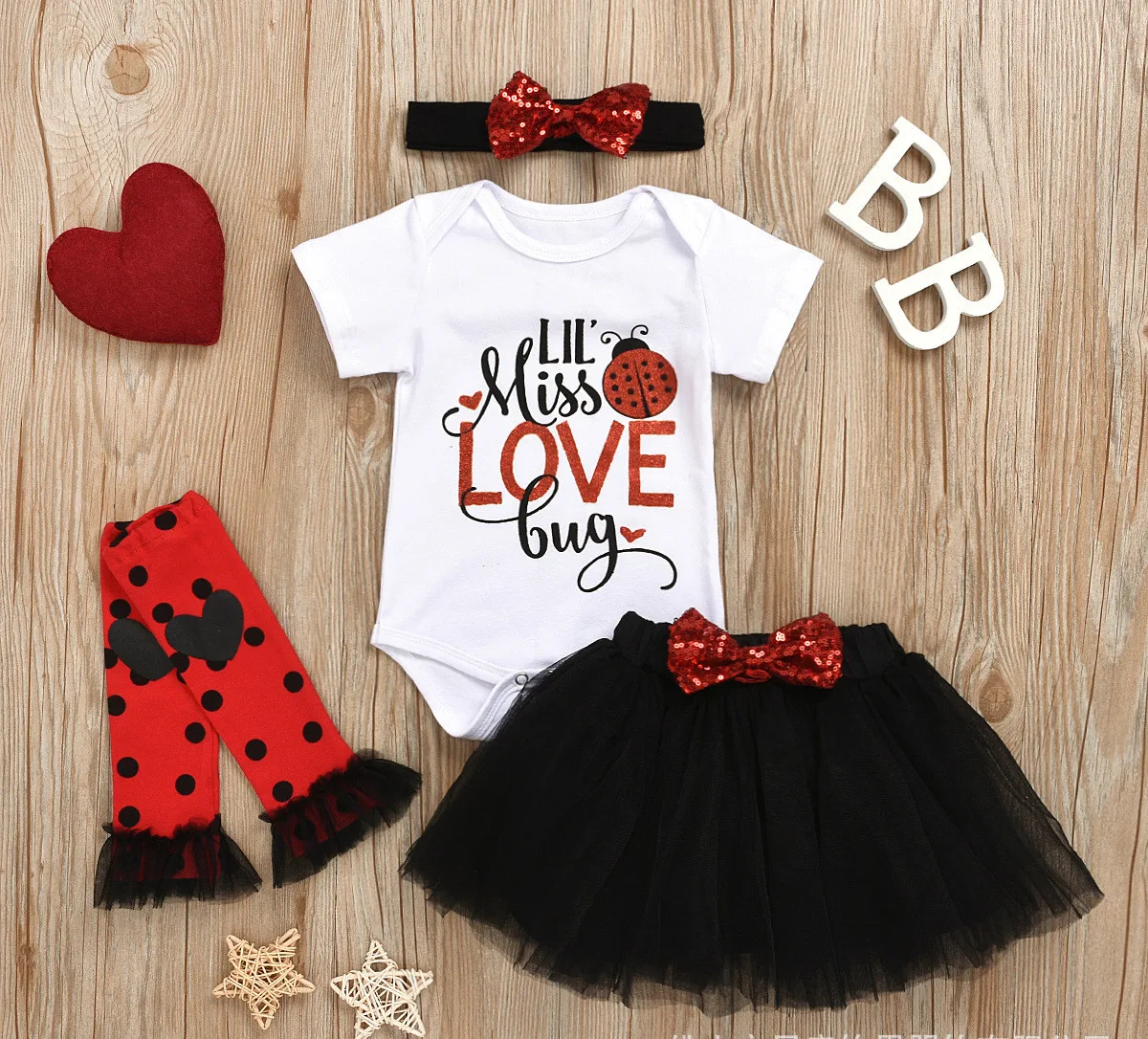 Newborn baby girl Valentine's Day clothes cotton outfits+hairband+socks 4pcs girl clothing sets
Newborn baby girl Valentine's Day clothes cotton outfits+hairband+socks 4pcs girl clothing sets
