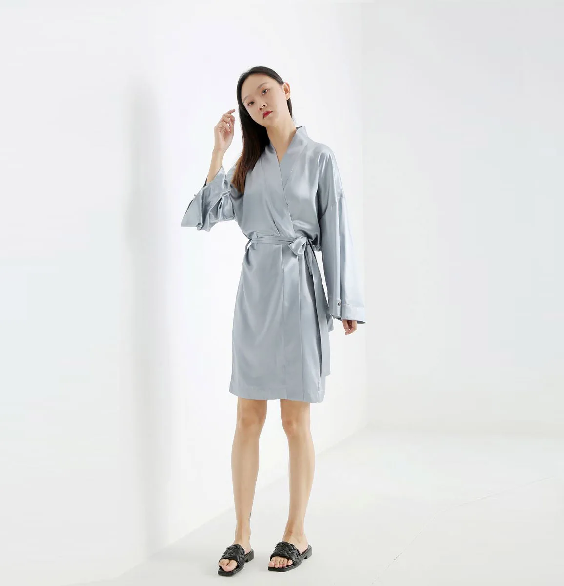 wholesale Customize high quality satin silk kimono robe high quality silk pajamas silk print pajamas
wholesale Customize high quality satin silk kimono robe high quality silk pajamas silk print pajamas