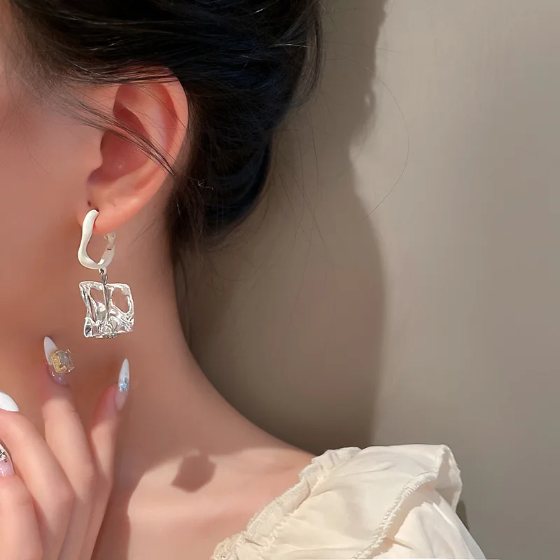 Transparent Geometric Irregular Acrylic Resin Earrings Transparent acrylic Drape earrings for Women Girls Party Travel Jewelry
Transparent Geometric Irregular Acrylic Resin Earrings Transparent acrylic Drape earrings for Women Girls Party Travel Jewelry