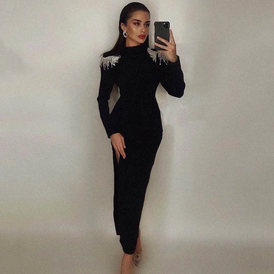 2020 Designer Celebrity Party Full Seleeves Backless Tassel Diamonds Mid Bodycon Bandage Dress
2020 Designer Celebrity Party Full Seleeves Backless Tassel Diamonds Mid Bodycon Bandage Dress