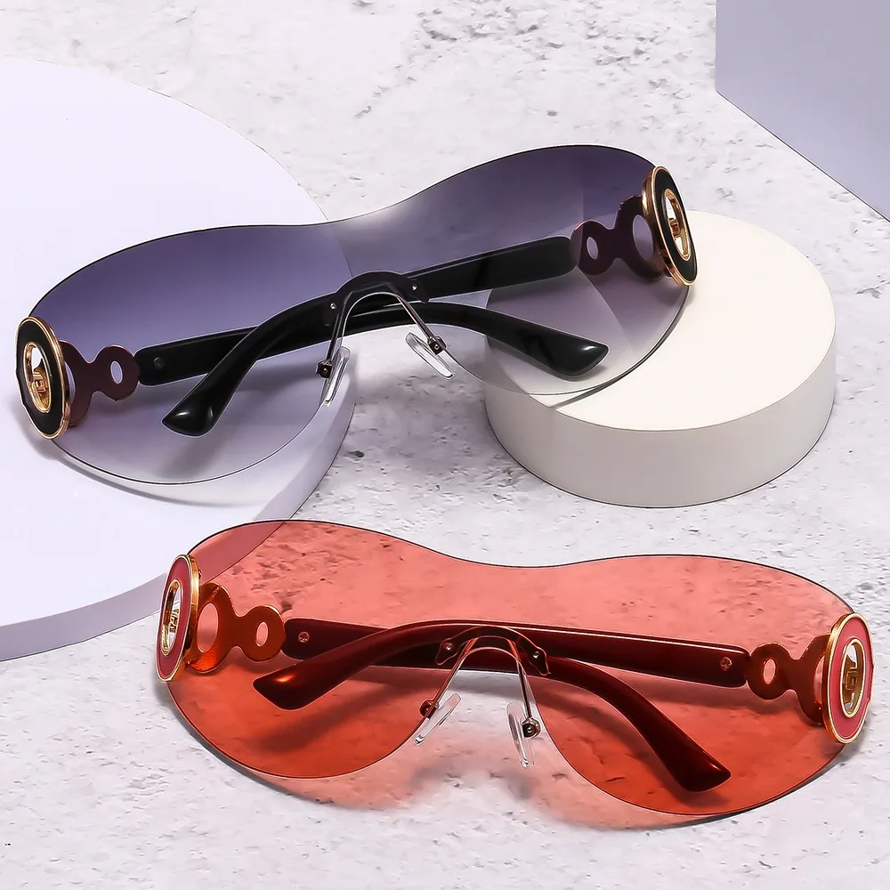 2023 New trendy luxury y2k wrap around sunglasses oversized rimless one piece square sunglasses for women
2023 New trendy luxury y2k wrap around sunglasses oversized rimless one piece square sunglasses for women