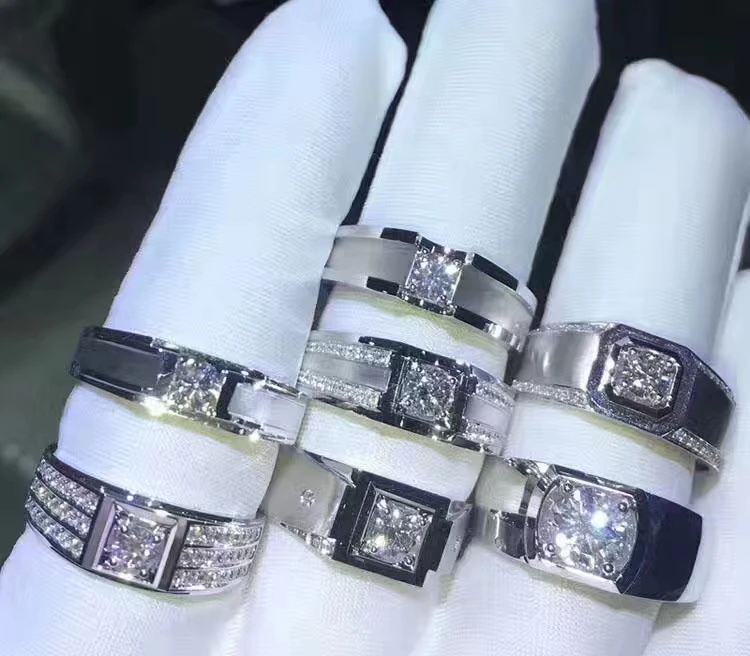 Qianjian Jewelry White Gold Plated S925 Sterling Silver Moissanite Ring Engagement Men Rings
Qianjian Jewelry White Gold Plated S925 Sterling Silver Moissanite Ring Engagement Men Rings