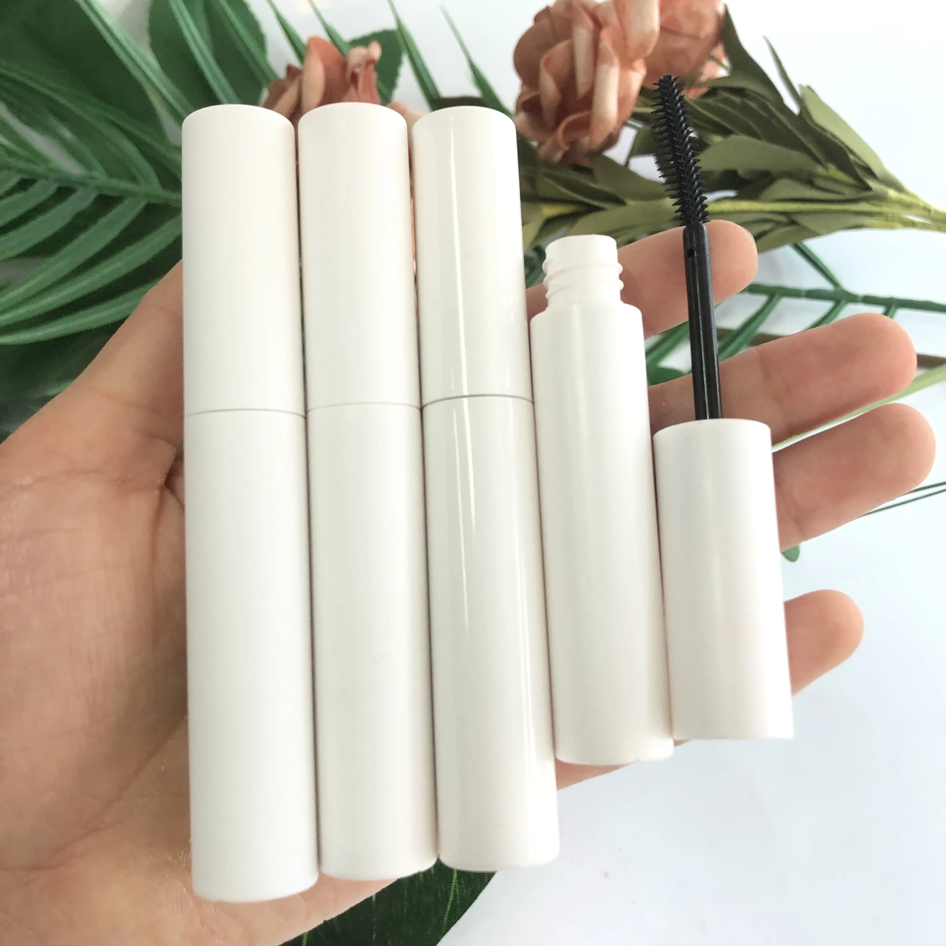 Hair finishing stick strong styling women professional scented edge control private label hair wax stick
Hair finishing stick strong styling women professional scented edge control private label hair wax stick