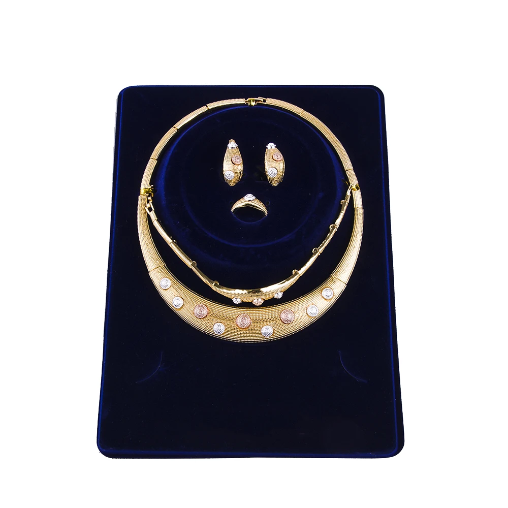 Classic Big Alloy Gold Plated Dubai Jewelry Sets African Bridal Necklace Set, Golden
Classic Big Alloy Gold Plated Dubai Jewelry Sets African Bridal Necklace Set, Golden