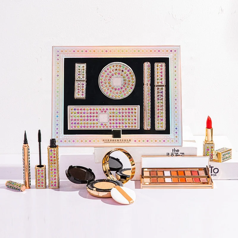 

2020 hot sale Makeup Gift Box eyeshadow lipstick eyeliner mascara Five-Piece Set
