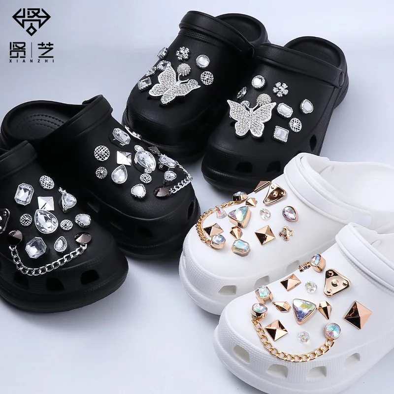 2021 Vintage Shoes Charms for Crocs New Women DIY Clogs Decoration Butterfly Rhinestone Shoe Buckle Temperament Fashion Elegant
2021 Vintage Shoes Charms for Crocs New Women DIY Clogs Decoration Butterfly Rhinestone Shoe Buckle Temperament Fashion Elegant