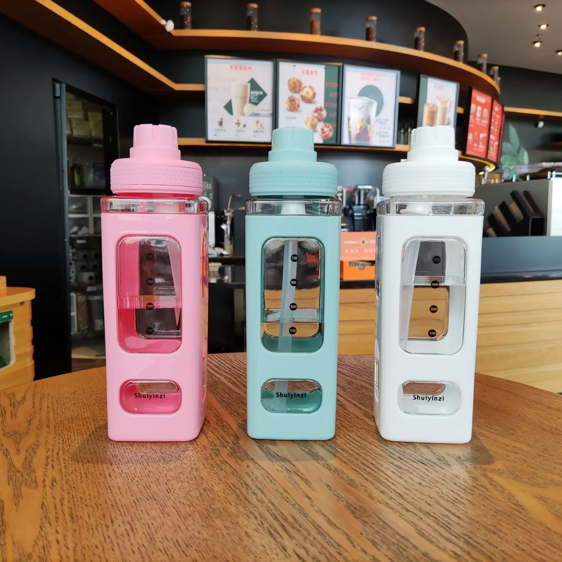 Custom Logo Creative Sport Bottles 900ml Portable Clear Plastic Square Water Bottle with Straw Handle Lid, White / pink / green
Custom Logo Creative Sport Bottles 900ml Portable Clear Plastic Square Water Bottle with Straw Handle Lid, White / pink / green
