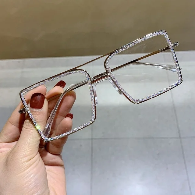 Fashion Square Metal Frame Glasses With Diamond Clear Lens Optical Eyeglasses UV400 Custom Design Man Woman Eyewear
Fashion Square Metal Frame Glasses With Diamond Clear Lens Optical Eyeglasses UV400 Custom Design Man Woman Eyewear