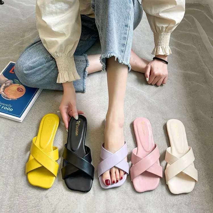 Women Summer Glitter Slippers Soft Sole Slides Women Shoes Crystal Bling Beach Slides Sandals Slip On Flip Flops
Women Summer Glitter Slippers Soft Sole Slides Women Shoes Crystal Bling Beach Slides Sandals Slip On Flip Flops