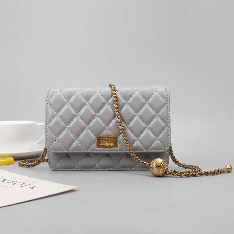 Chain Handbags Women Bags Ladies Original Leather Messenger Leather Bag Best Selling Latest Metal Lady Handbag GENUINE Leather
Chain Handbags Women Bags Ladies Original Leather Messenger Leather Bag Best Selling Latest Metal Lady Handbag GENUINE Leather