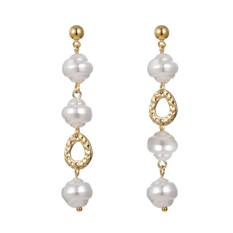 SC New Design Long Faux Pearl Drop Earrings Office Lady Personalized Chic Style Irregular Pearl Stud Earrings for Women 2021, White
SC New Design Long Faux Pearl Drop Earrings Office Lady Personalized Chic Style Irregular Pearl Stud Earrings for Women 2021, White