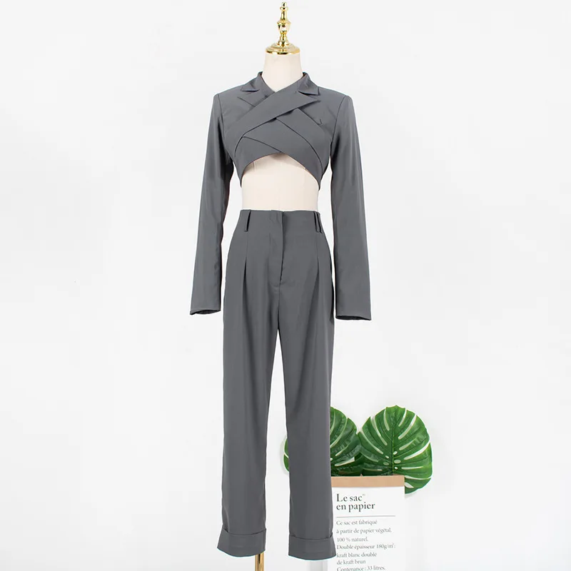 2020 new arrivals autumn collection women fashion backless design two piece crop jacket with pants suit set
2020 new arrivals autumn collection women fashion backless design two piece crop jacket with pants suit set