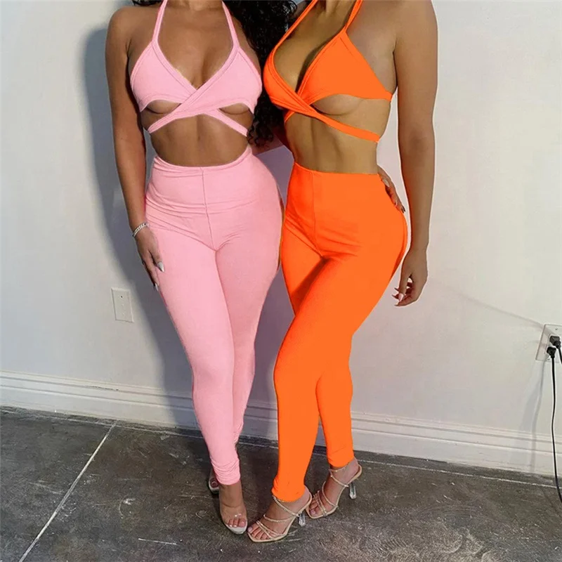 2021 summer new product sexy low-cut camisole casual two-piece set sports suit women
2021 summer new product sexy low-cut camisole casual two-piece set sports suit women