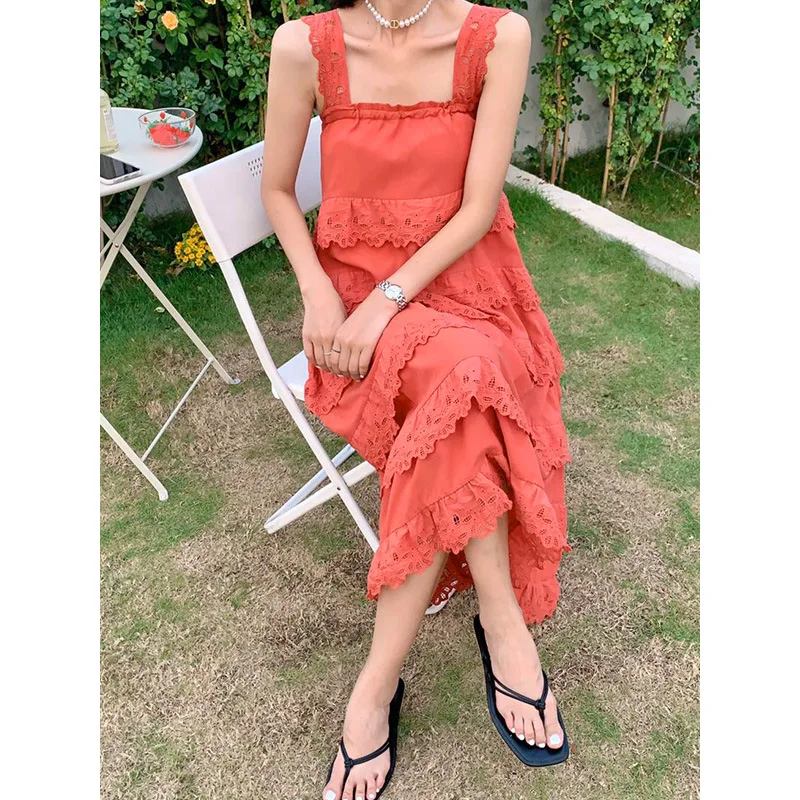 Line 13 women's dress Korean version of the beach halter skirt big swing A-line Mosaic lace cake skirt
Line 13 women's dress Korean version of the beach halter skirt big swing A-line Mosaic lace cake skirt