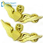 Wholesale personalized custom metal gold plated army military lapel pin enamel pilot wing air force badge for souvenir