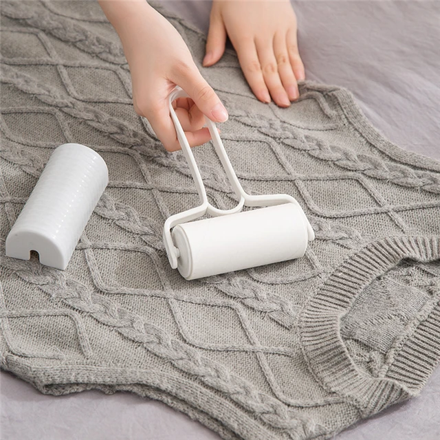 Replaceable Oblique Tear Sticky Paper Dust Remover Cashmere Sweater Hair Ball Remover Household Cleaning Tools, As show
Replaceable Oblique Tear Sticky Paper Dust Remover Cashmere Sweater Hair Ball Remover Household Cleaning Tools, As show